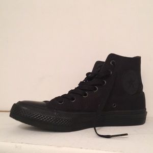 Black converse